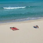 Glorious Le Pavoncelle 1 Bedroom Sleeps 4 A Child Bed Possible * Santa Teresa Gallura