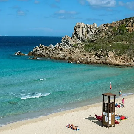 Glorious Le Pavoncelle 1 Bedroom Sleeps 4 Child Santa Teresa Gallura
